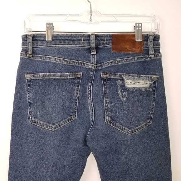 Free People distressed jeans - Picture 3 of 8